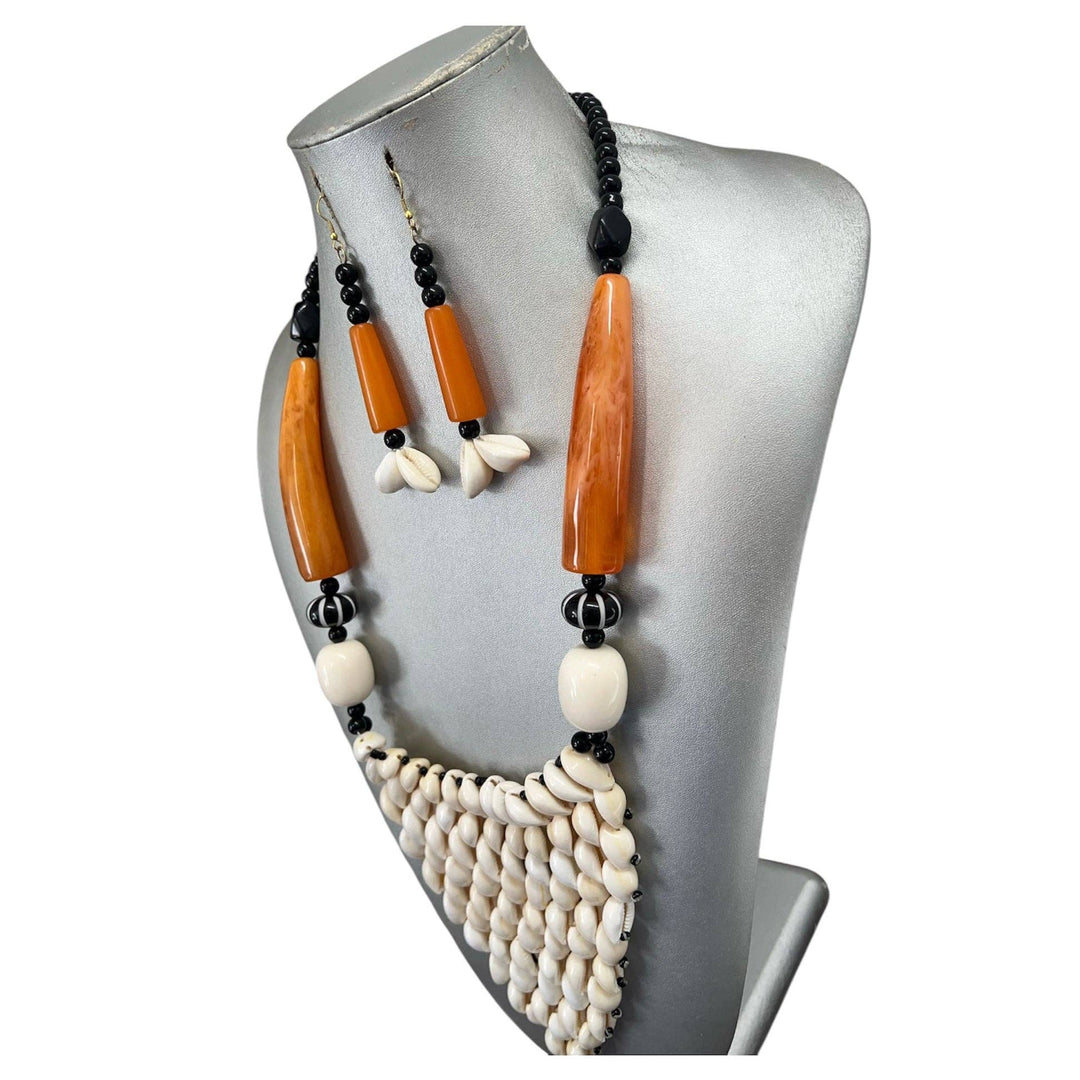 Women's Cowrie Shell Necklace Set with Colorful Stones
