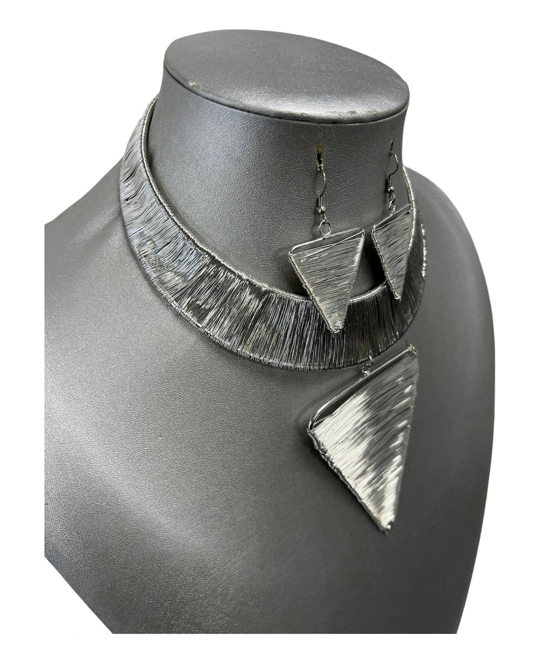 Women's Choker Necklace Set with Cuff Back