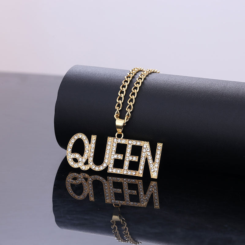 QUEEN necklace