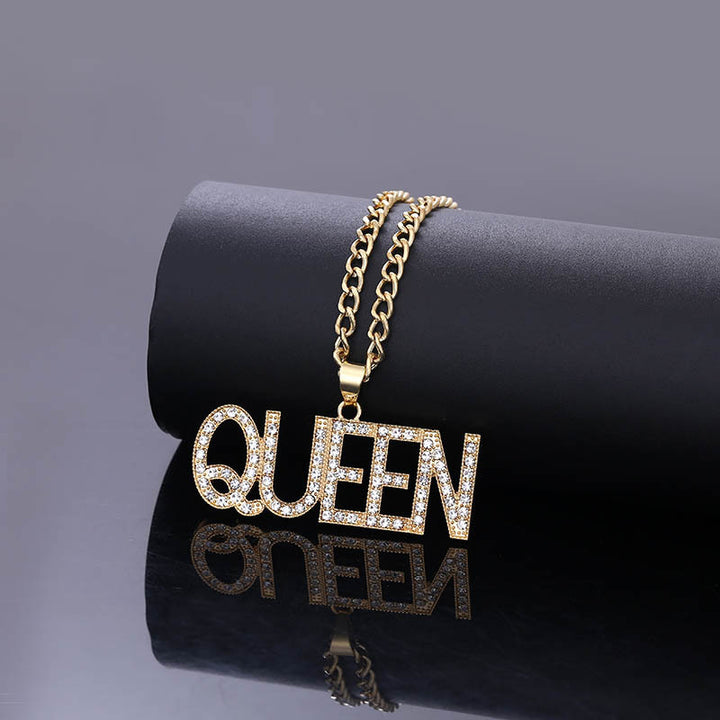 QUEEN necklace